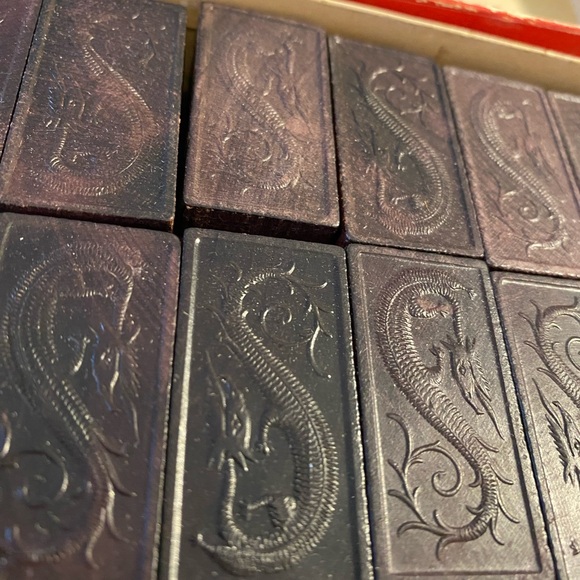 Vintage Halsam Dragon Dominoes Set - Picture 7 of 7